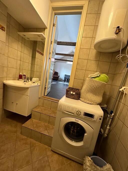 Lite Hus Til Leie Sommeren 2024 Apartment Arendal
